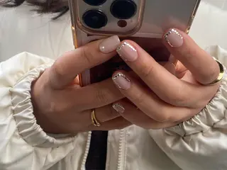 ネイル ネイル&アイ QUEEN&CRIMSON所属・眉WAX/ピーリング ホワイトニングの眉毛・アイブロウイメージ