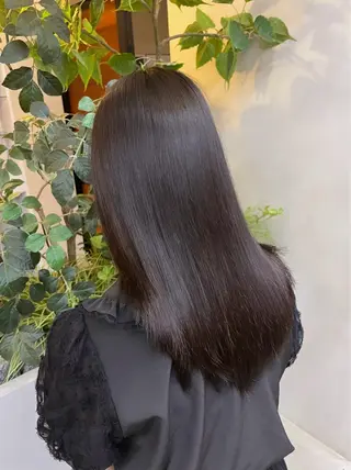 セミロング Lit by ways所属・縮毛矯正/カラー ayunaのヘアスタイル