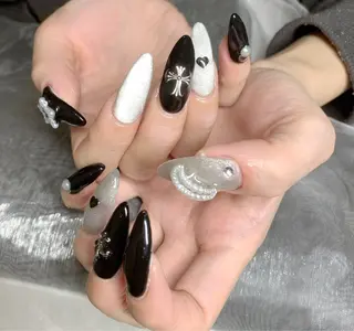 ネイル mira-cle大濱美容アカデミー所属・AI NAのネイルデザイン