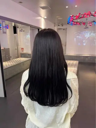 ロング カラー 愛莉/ラベンダー/ ベージュ/ブラウンのヘアスタイル