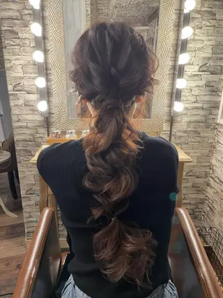 ロング ヘアアレンジ hair make  Lucciのヘアスタイル