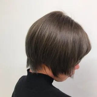ショート カラー 🩵ハイトーン 美咲🩵のヘアスタイル