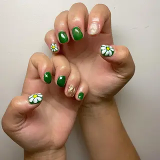 ネイル PLATINUM   DOLL【プラチナムドール】所属・ひろこ eyelist🎀のマツエク・マツパデザイン