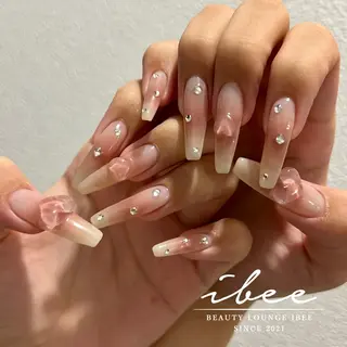 ネイル ibee nail 🤍yumiのネイルデザイン