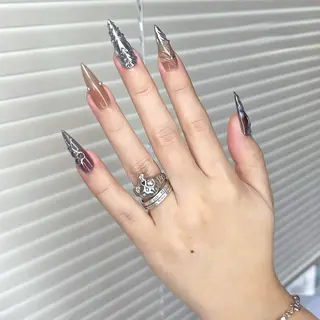 ネイル HAN イロハのネイルデザイン