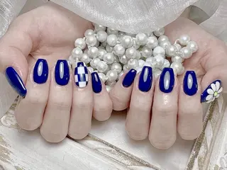 ネイル Hanya 🌈のネイルデザイン