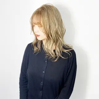 ミディアム カラー ヘアアレンジ 大橋 拓巳のヘアスタイル
