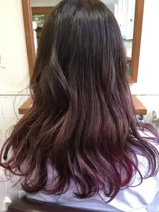 ロング カラー 塩崎 明菜のヘアスタイル