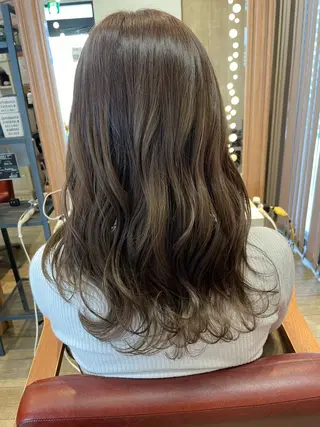 セミロング カラー ✨横須賀髪質改善✨️ 加藤 百音のヘアスタイル