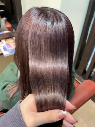 ミディアム 水谷 菜央のヘアスタイル