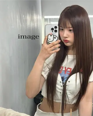 ロング ミルクティーベージュ 暖色カラー/池田麻帆のヘアスタイル