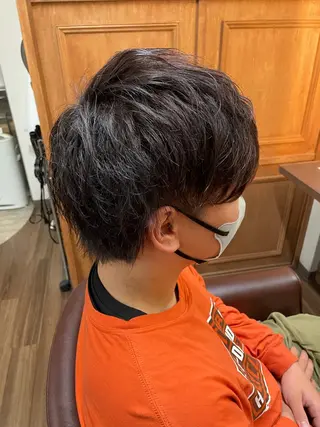 ショート カラー メンズ 山本 純平のヘアスタイル