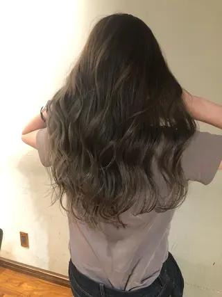 ロング カラー Leverage New York所属・店長 濱口敬太のヘアスタイル