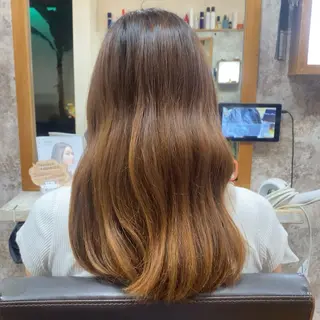 ロング YELLOW CORN 金沢文庫所属・【金沢文庫4分】髪質 改善/縮毛矯正アラタのヘアスタイル