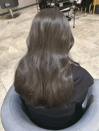 ロング ブリーチ、髪質改善 Noe心斎橋店のヘアスタイル