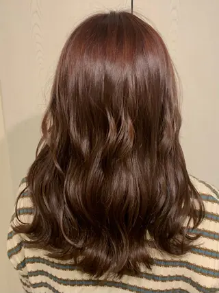 セミロング カラー LUCIA所属・透明感カラー/ブリー チ無し/瀧田恭平のヘアスタイル