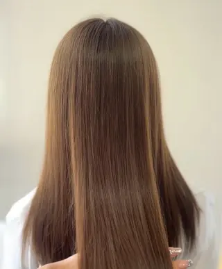 カラー 上島 彩のヘアスタイル