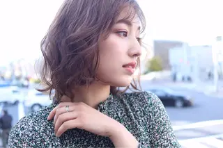 ミディアム 顔周りデザイン/ ママ美容師/濱ほのかのヘアスタイル