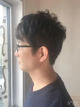 メンズ EMBELLIR fleur【アンベリール フルー】所属・EMBELLIR マツナガカヨコのヘアスタイル