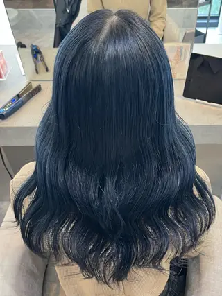 セミロング カラー YUI /Lovisのヘアスタイル