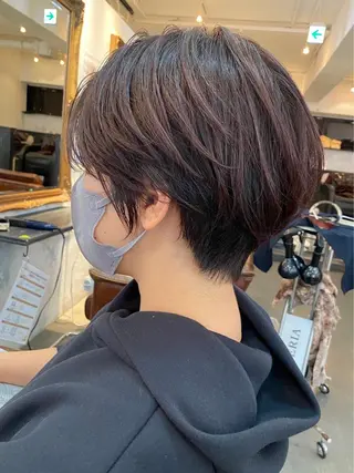ショート カラーが上手い 辻悠月のヘアスタイル