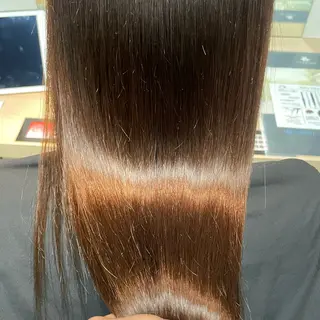 ロング 岩本 彩花のヘアスタイル