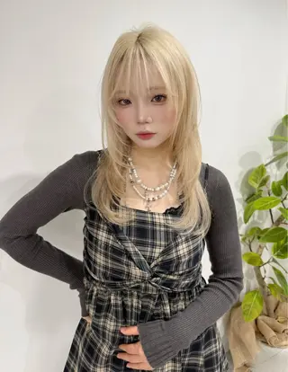 セミロング ハンソン ディンのヘアスタイル