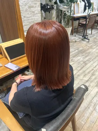 ミディアム ここな Un amiのヘアスタイル