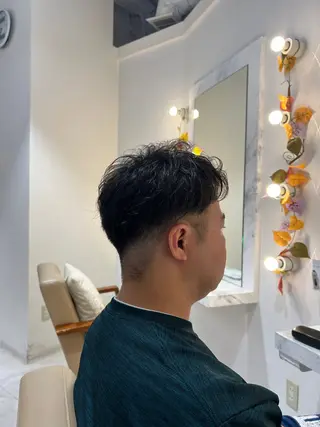 メンズ ヘアーメイクウィル野田阪神店所属・Yuu/髪質改善 デザインカラーのヘアスタイル