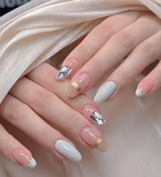 ネイル 高木 維麗絲のネイルデザイン