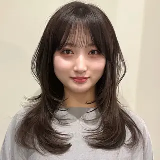 セミロング 🌹ハッシュカット、 レイヤー韓国ヘア🌹のヘアスタイル