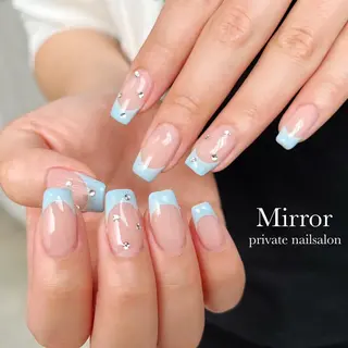 ネイル nailsalon Mirrorのネイルデザイン