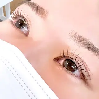 マツエク・マツパ こすが あかりのヘアスタイル