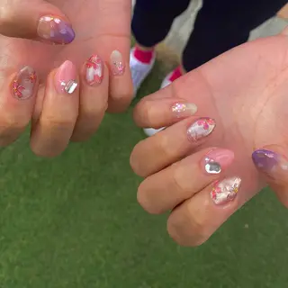 ネイル デコパーツが得意♪ ネイル/眉毛/エステの眉毛・アイブロウイメージ