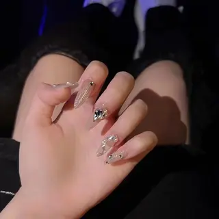 ネイル H1 ネイル サロンのネイルデザイン