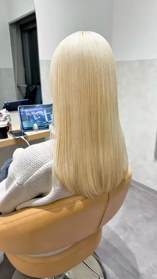 ロング カラー SALOWIN札幌大通り所属・札幌ハイトーン/ ブリーチカラー/ドイのヘアスタイル