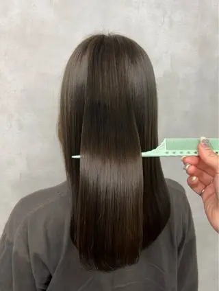 ロング 沖山 友津季のヘアスタイル