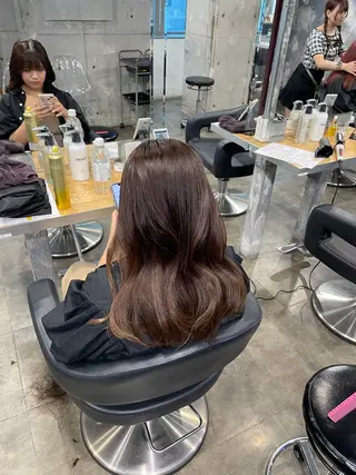 カラー 🤍韓国ヘア🤍透明 感ベージュ/まりんのヘアスタイル