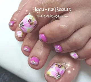 ネイル 小顔と腸の専門店 ラクーラビューティのエステ・リラクイメージ