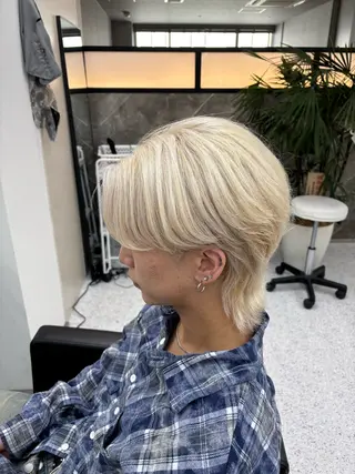 カラー メンズ 笹江 瑞穂のヘアスタイル