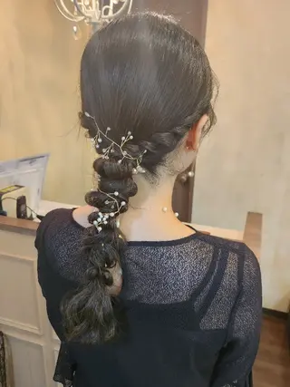 セミロング ヘアアレンジ 田井中 悠紀のヘアスタイル