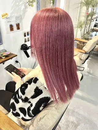 ミディアム Sherry淀屋橋肥後橋店所属・Sherry 淀屋橋肥後橋店のヘアスタイル