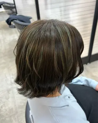 ショート カラー 🪄くすみカラー❇️ 名塚比奈乃🪄のヘアスタイル