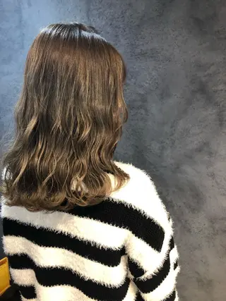 セミロング カラー ヘアアレンジ メンズ キッズ ネイル マツエク・マツパ GO TODAY SHAiRE SALON所属・透明感カラー🤎 ゆりのヘアスタイル