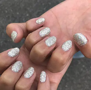 ネイル 椎葉 麻里矢のネイルデザイン