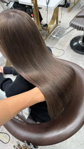 ロング カラー ケアブリーチ 韓国レイヤーKYONのヘアスタイル