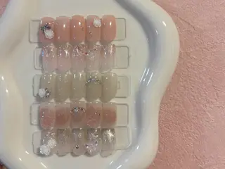 ネイル EmaNail🎀 Haaruのネイルデザイン