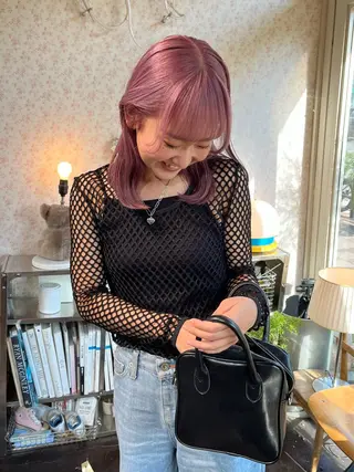 ミディアム iru所属・mi kiのヘアスタイル