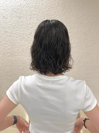 パーマ 大人っぽ透明感カラー /垢抜けカット/AOのヘアスタイル