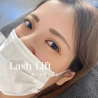 マツエク・マツパ アイブロウ & eye なぐもみずきのマツエク・マツパデザイン